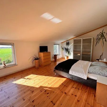 Ecovilla - Pur アパート