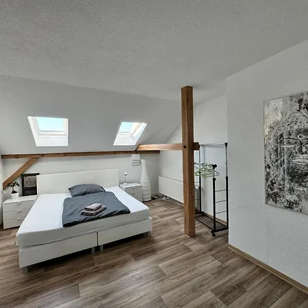 Ecovilla - Pur アパート *