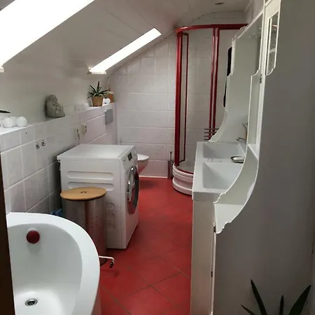 アパート Ecovilla - Pur *